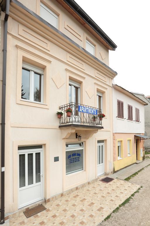 Apartments Bokan سيتينيي الغرفة الصورة